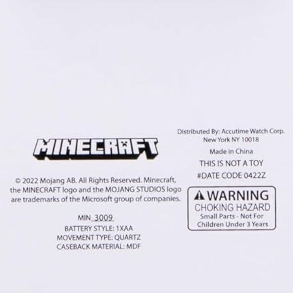 Minecraft Grass Block Square Wall Clock Gamer Home Decor 11 in Tan Green NEW - Picture 5 of 16